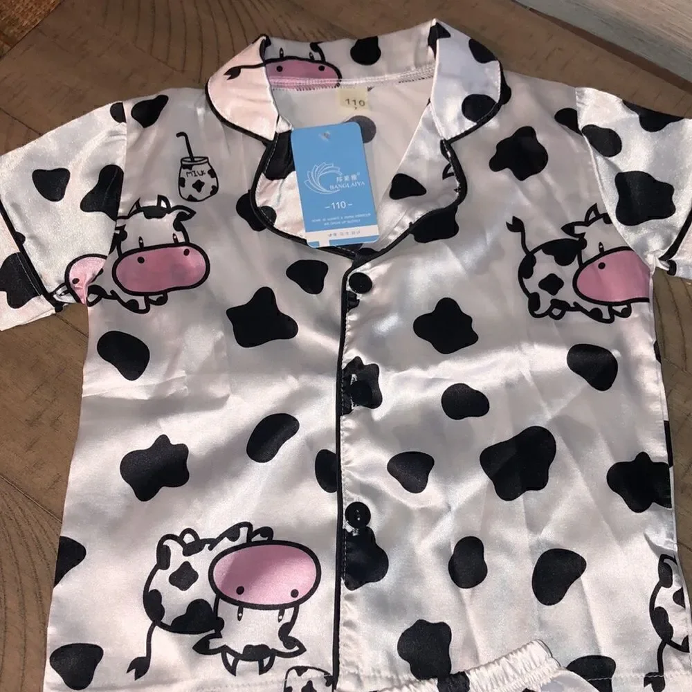 Moo 🐮 cow 🐄 Comfy Costume, sleep 😴 wear or playtime Soft poly stretch spandex